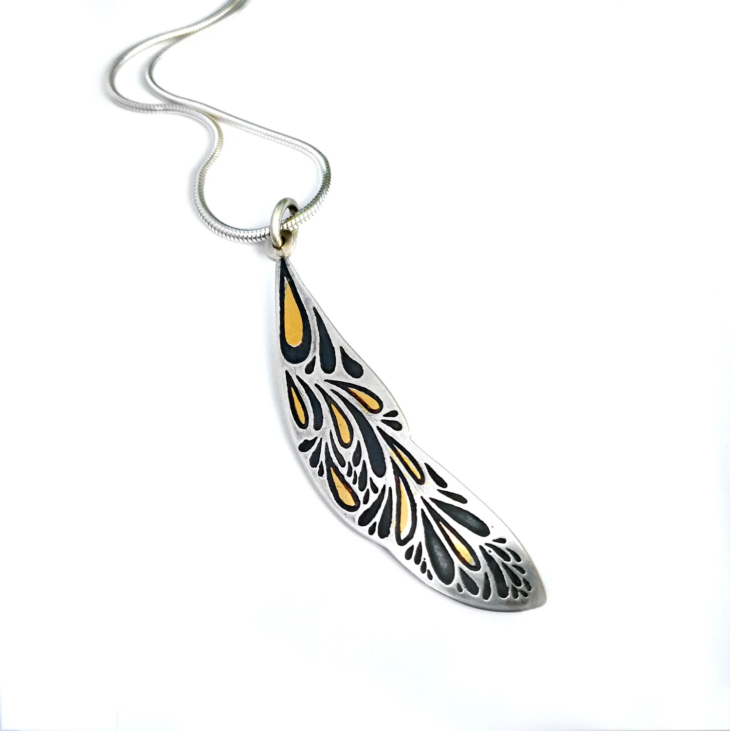 GoldLeafWing1_.jpg
