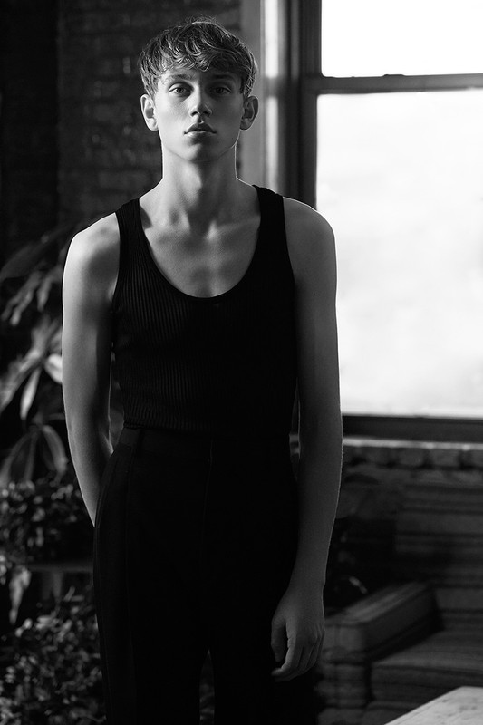 Alex Cayley for ZOO Magazine