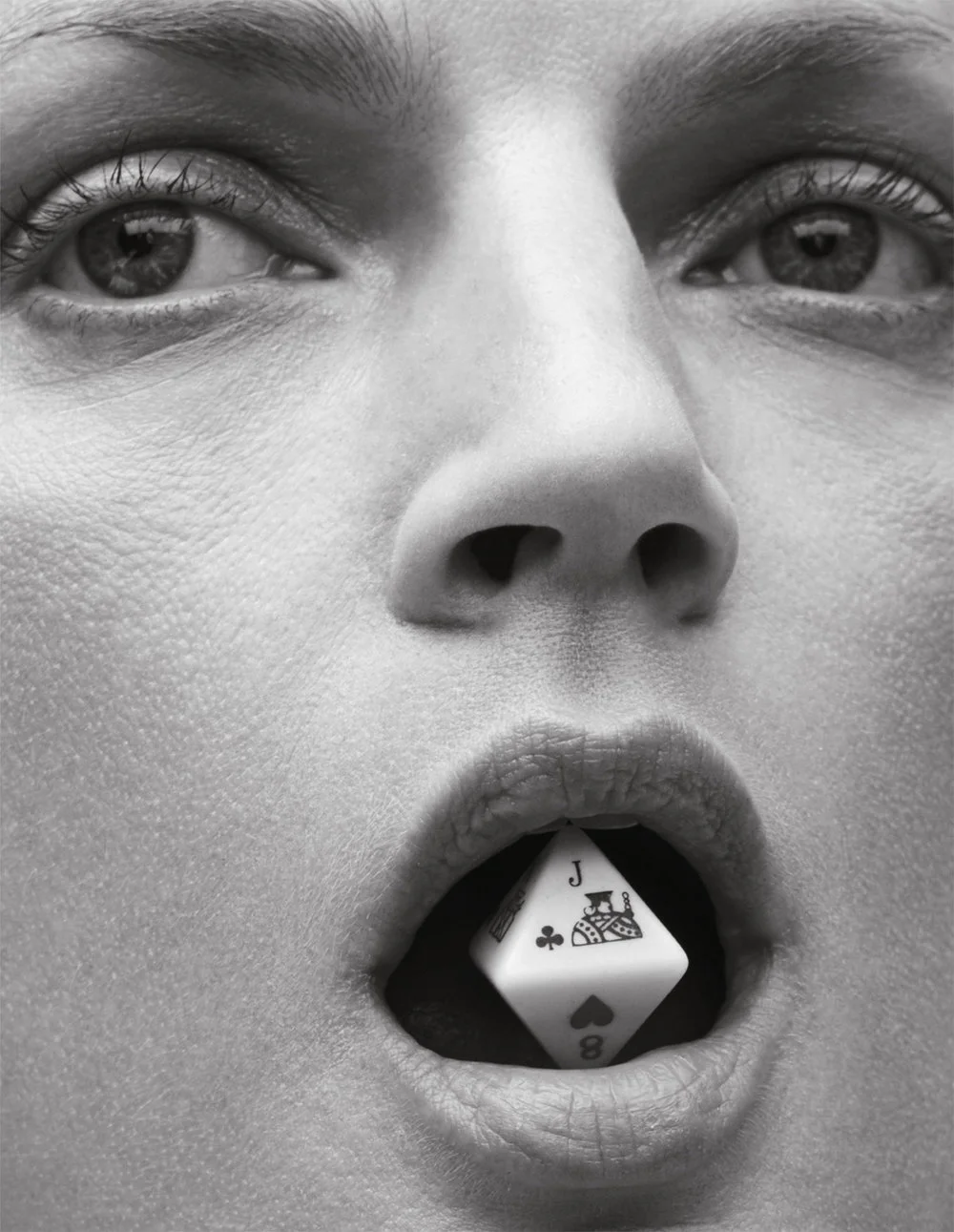 ZOO Magazine No 56 cover story by Nagi Sakai