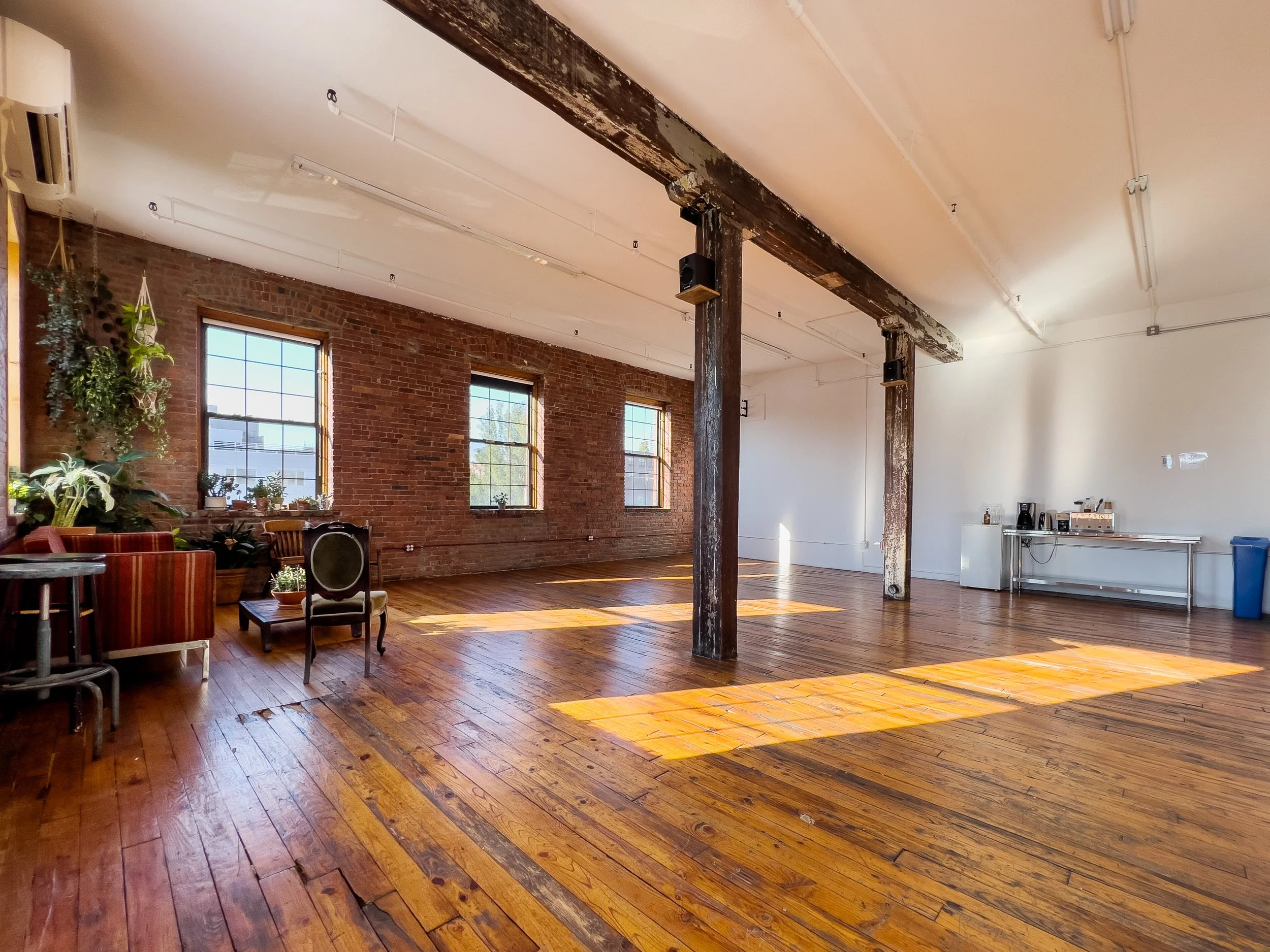 Brooklyn_Grain_Rental_Photo_Studio_New_York_Daylight_7.jpg