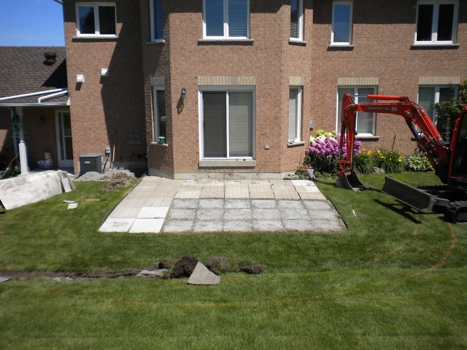 patio3before.JPG