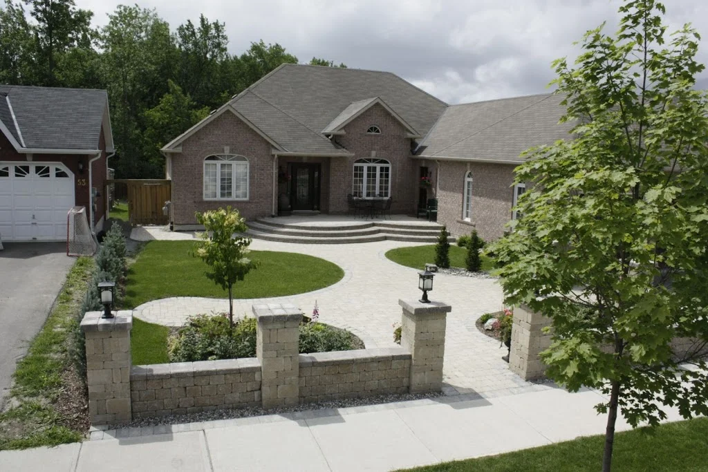 frontpatio1d.JPG