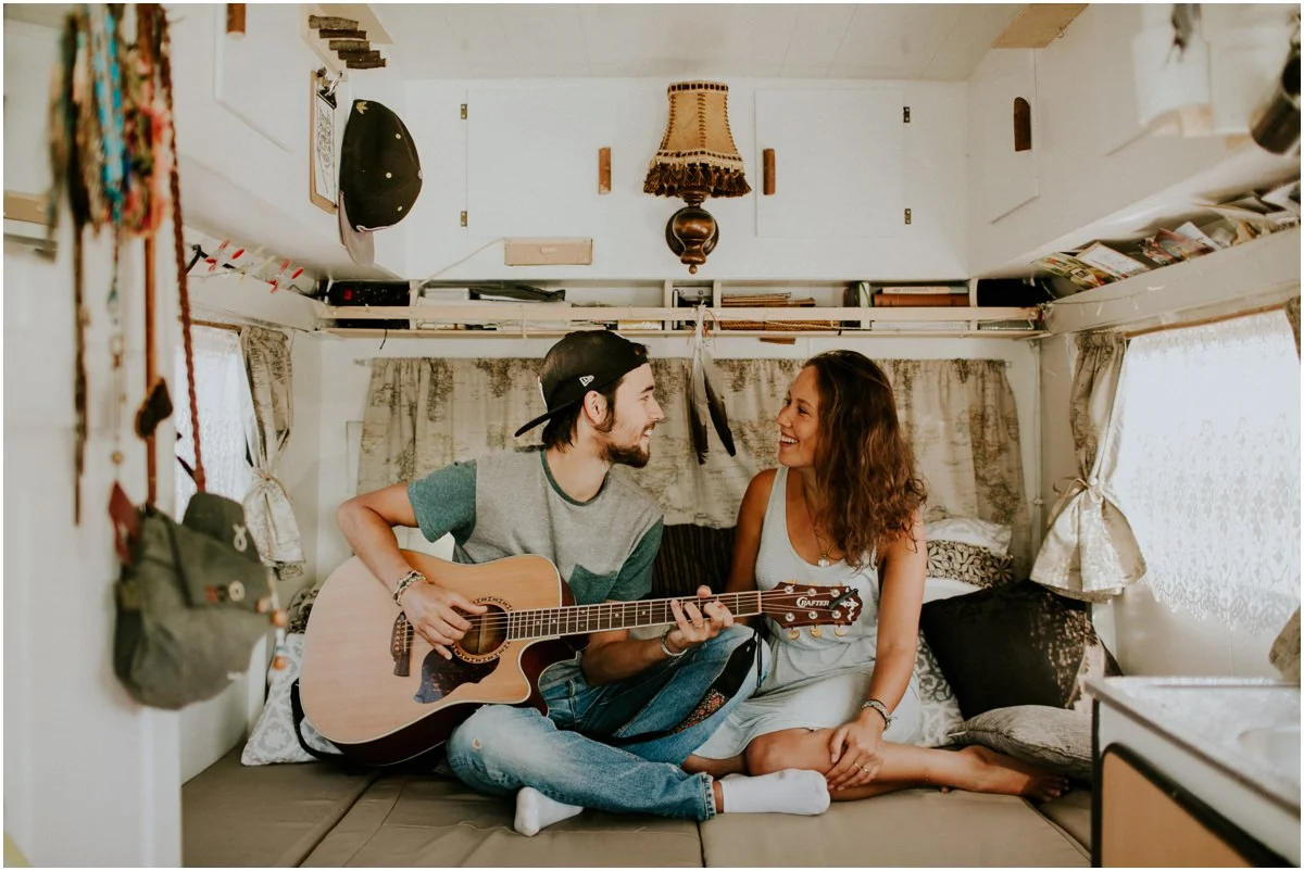 vanlife couple1.jpg