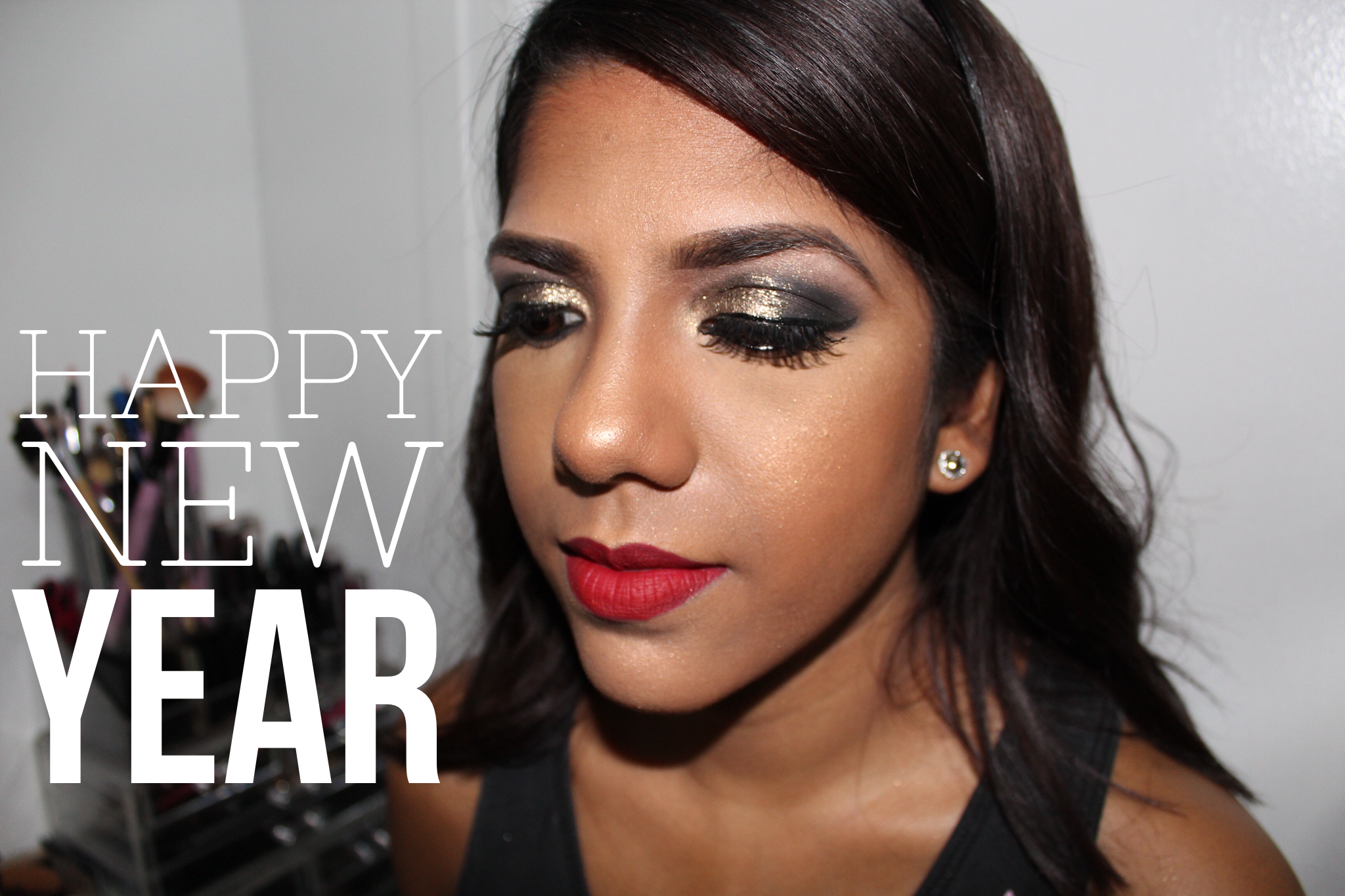 Ring In The New Year With A Glamorous Makeup Look!