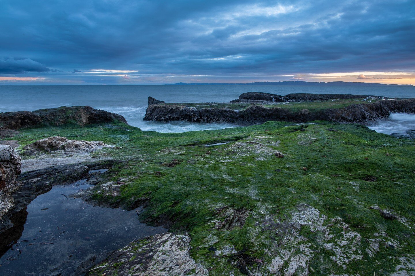 Another #evening at #campuspoint looking at a beautiful #sunset on the #pacificocean

#meditation #ocean #landscape #seascape #moss #waves #longexposure #nature #naturephotography #photography #landscapephotography