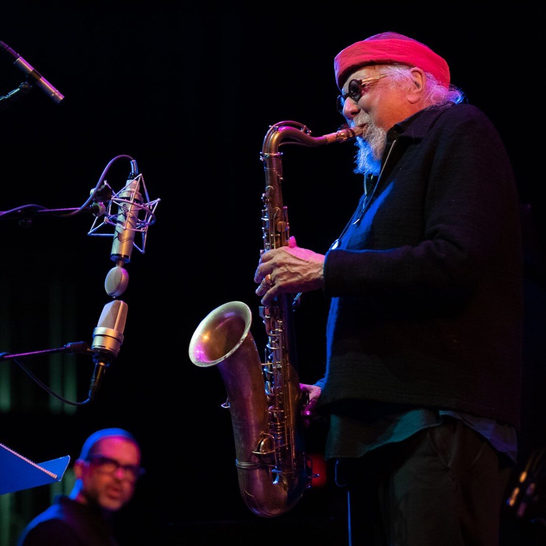 #CharlesLloyd live at the @loberotheatre with his incredible band featuring @JasonMoran, larry_grenadier_official, and @brianbladeofficial 

#jazz #music #improvisation #saxophone #drums #acousticbass #piano #jazzmusician, #jazzlegend #legend