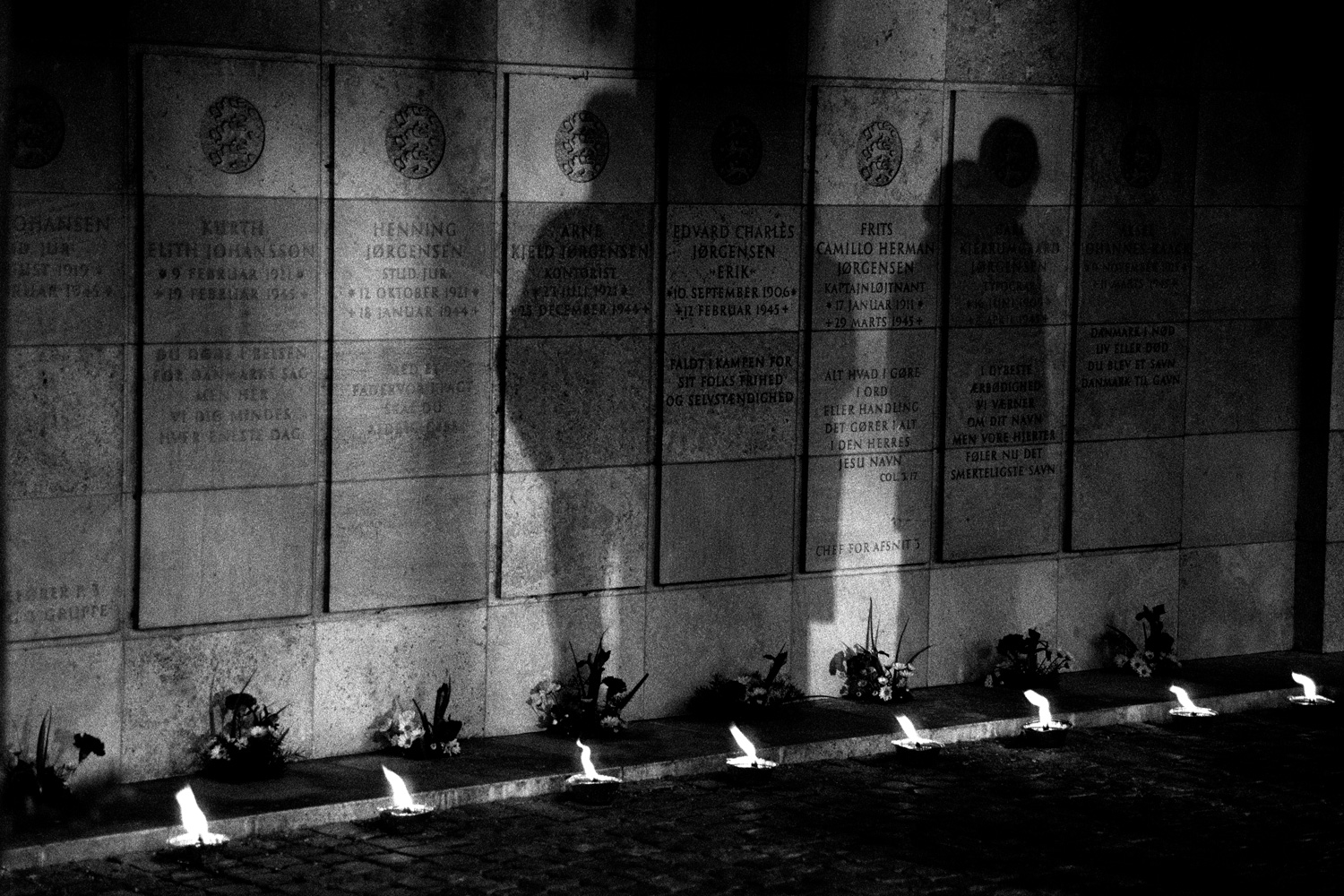 Resistance Memorial Shadows