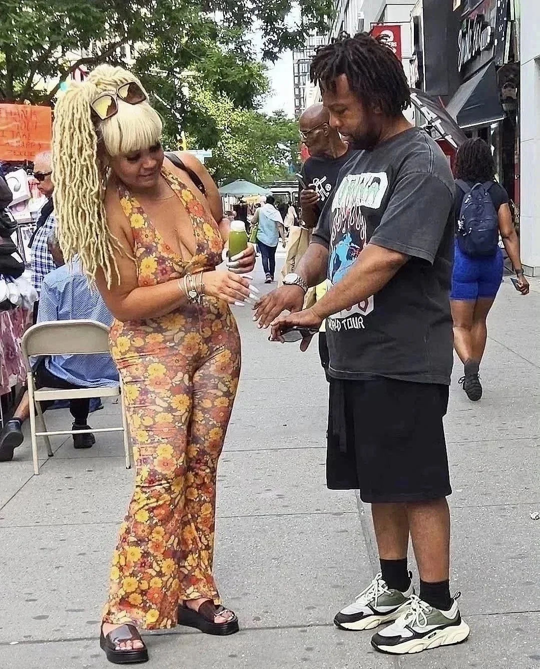 Showing Hands