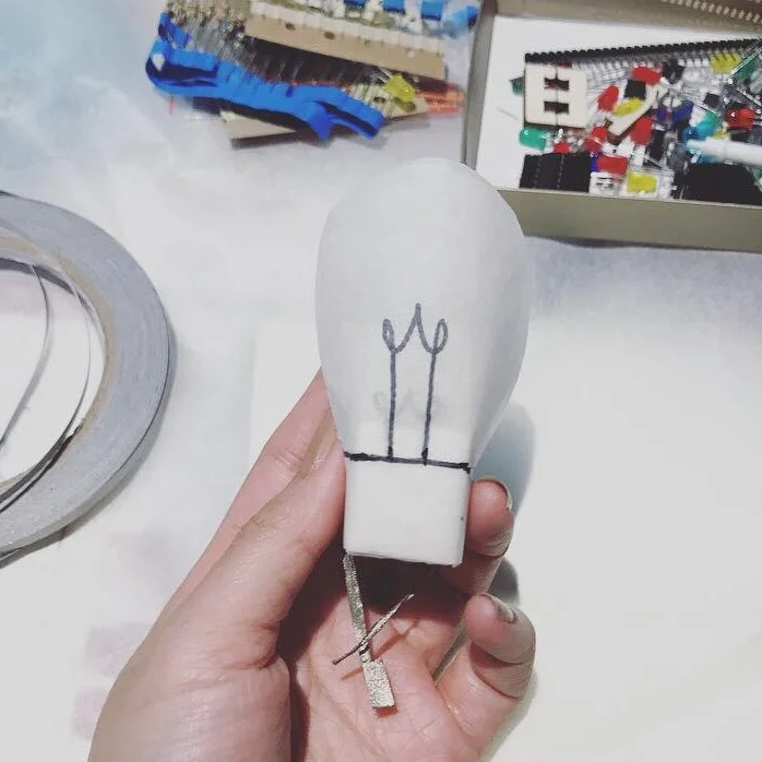 Paper Circuit