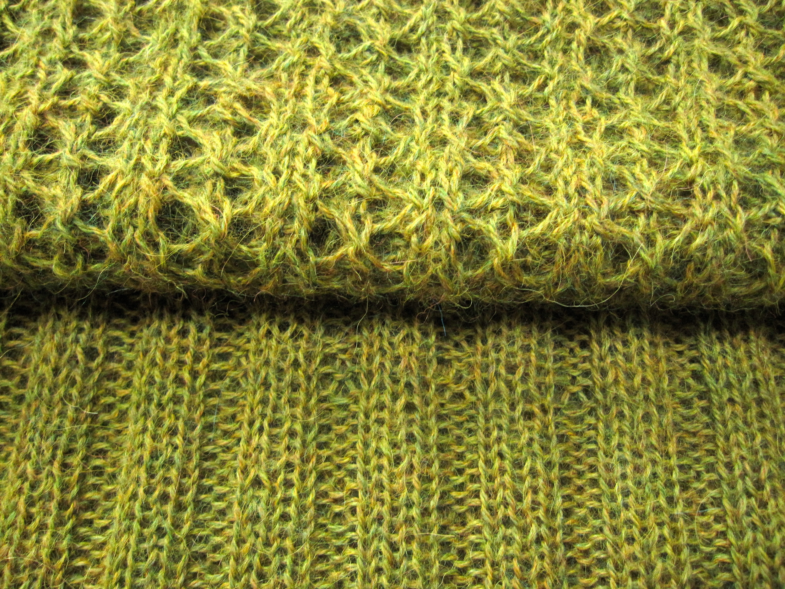 Ribbing to lace,