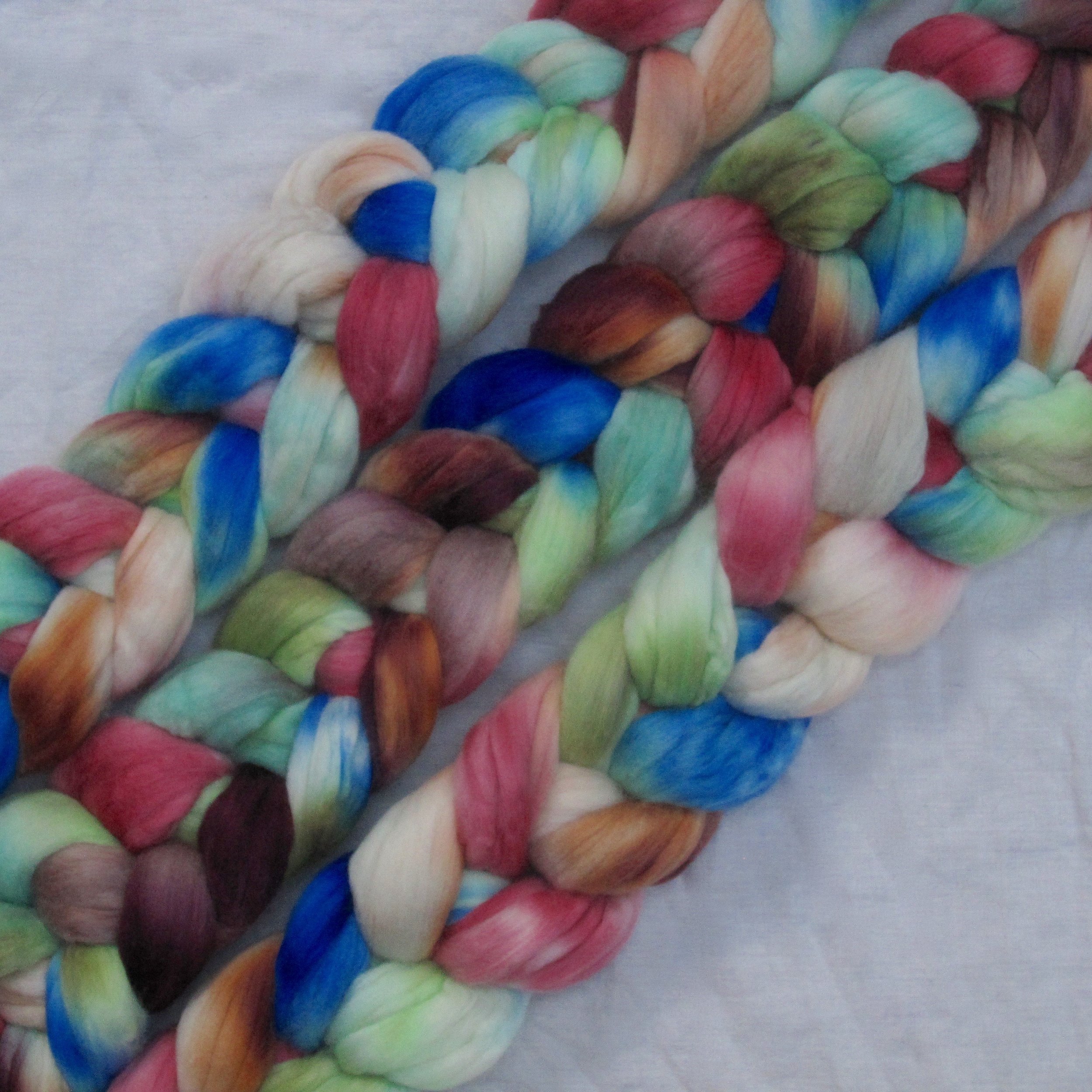 VIsual Thinking on superfine Falkland Merino