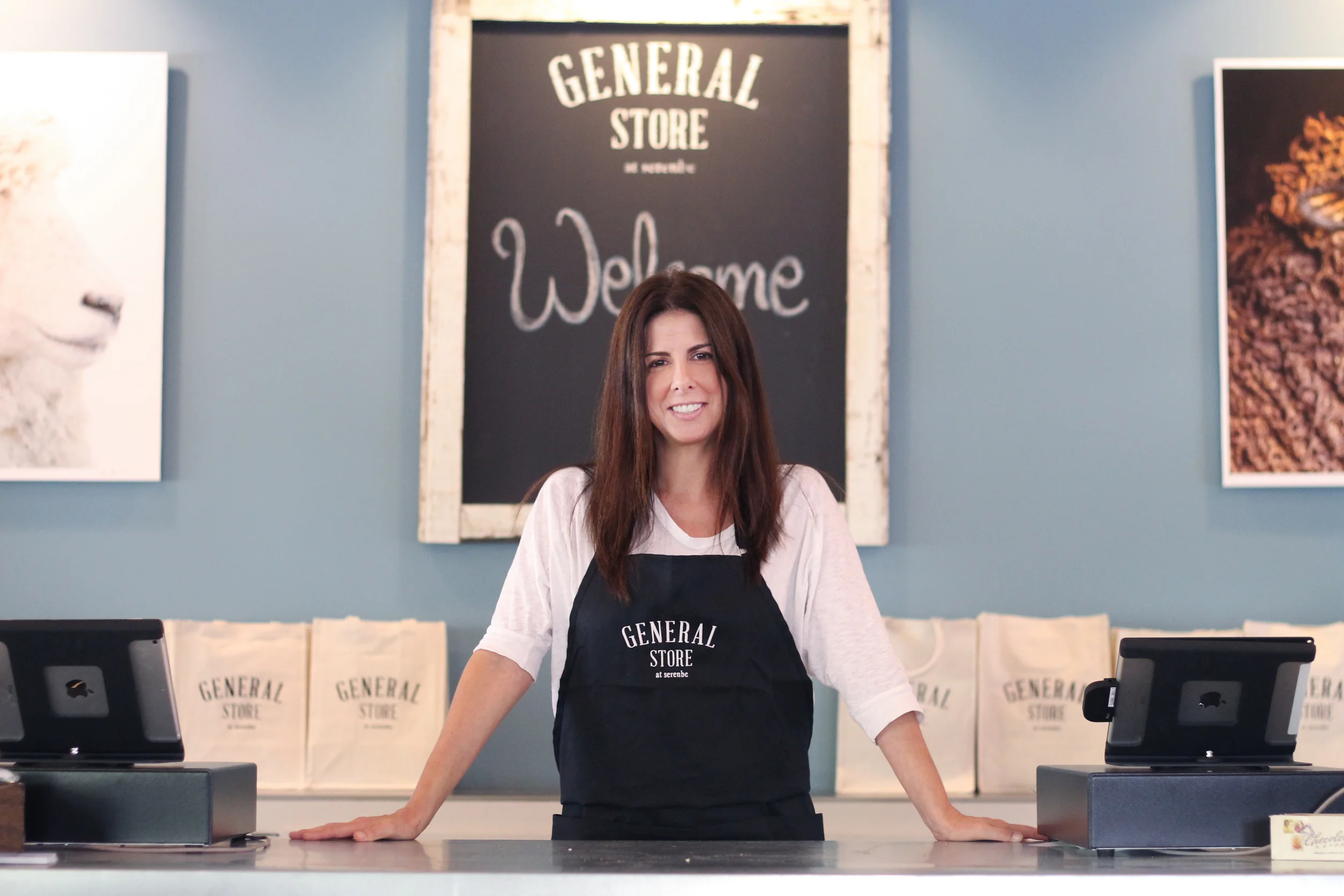 Nadine Bratti, Proprietor