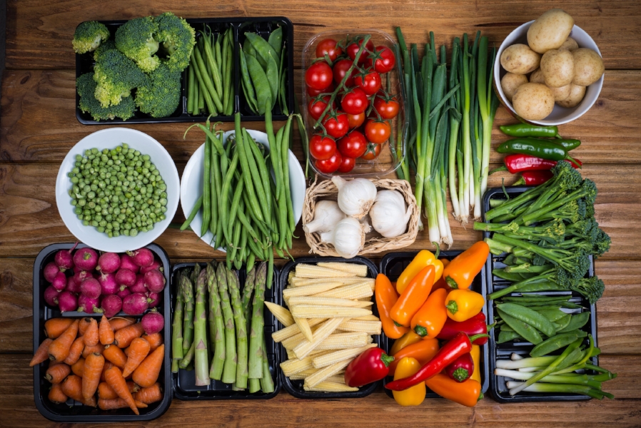 Raw vs. Cooked - Which Contains More Vitamins and Minerals.jpeg