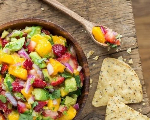 Strawberry-Mango Chunky Guacamole