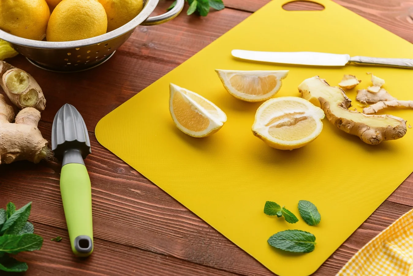 Honey Lemon Ginger Cough Drops — Tsirona