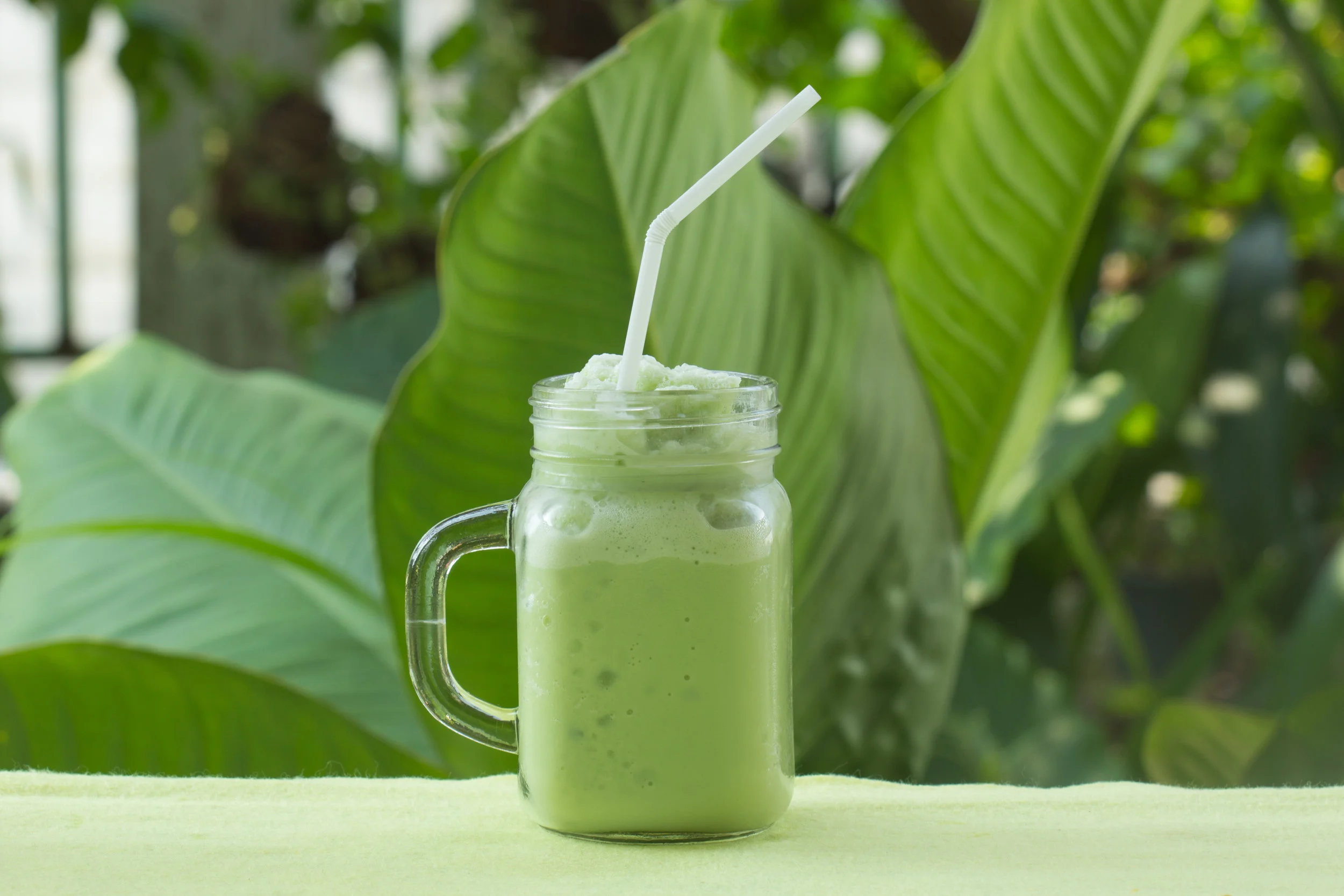 Energizing Vanilla Matcha Smoothie