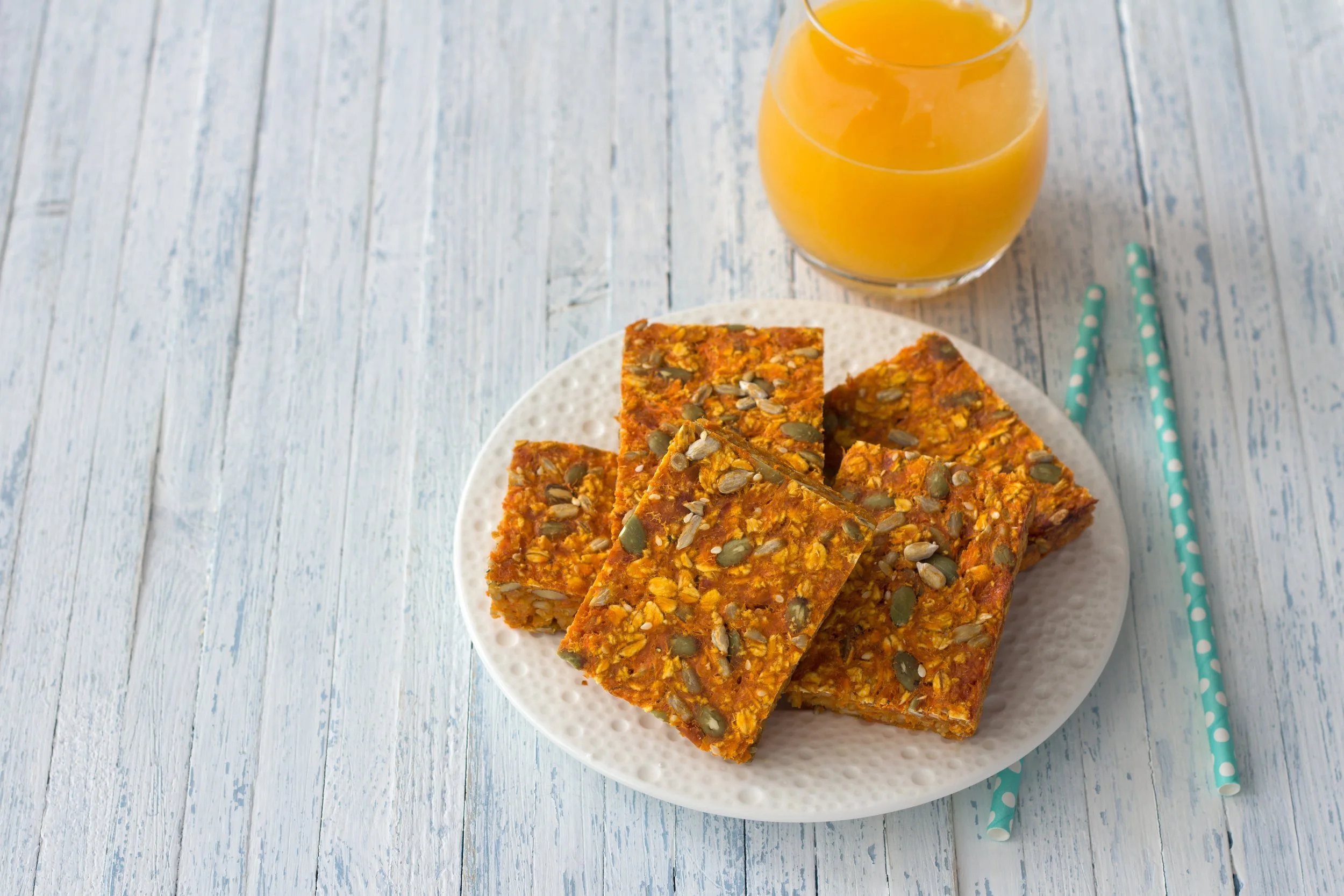 Carrot Cake &amp; Cashew Bars