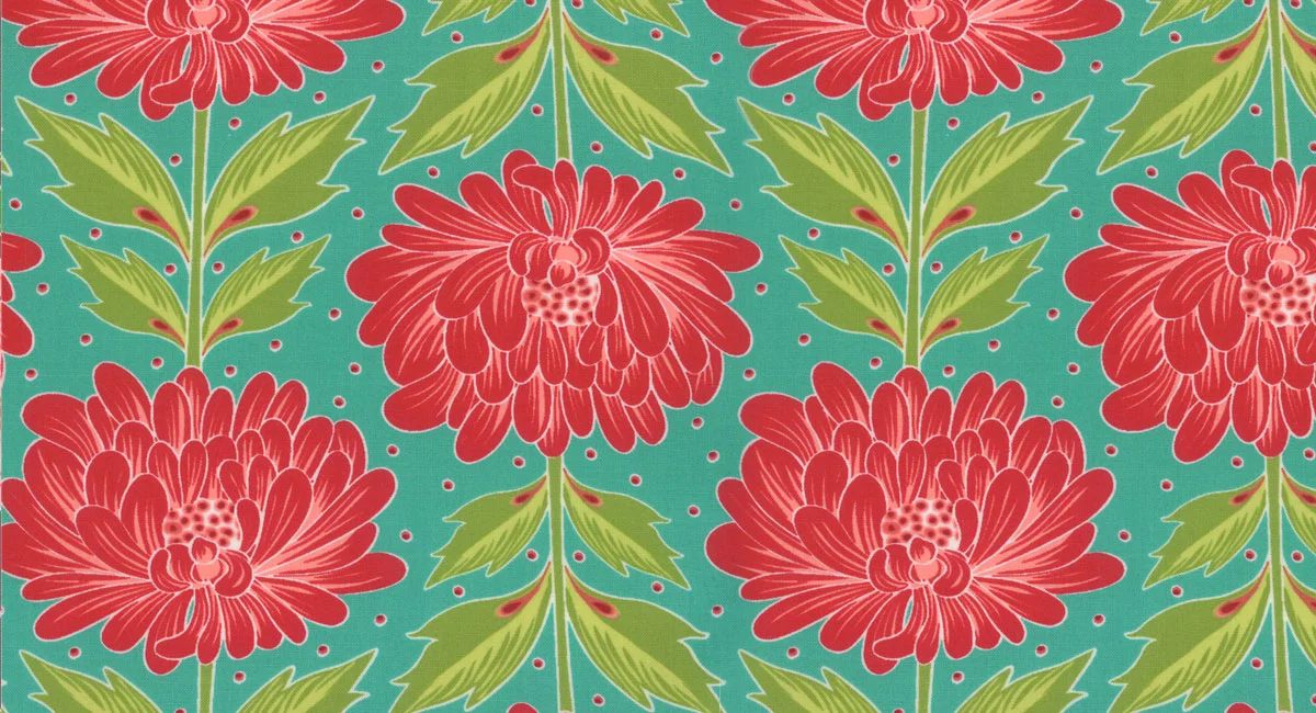 lauren_jessi_jung_chantilly_big_flowers_blue.jpg