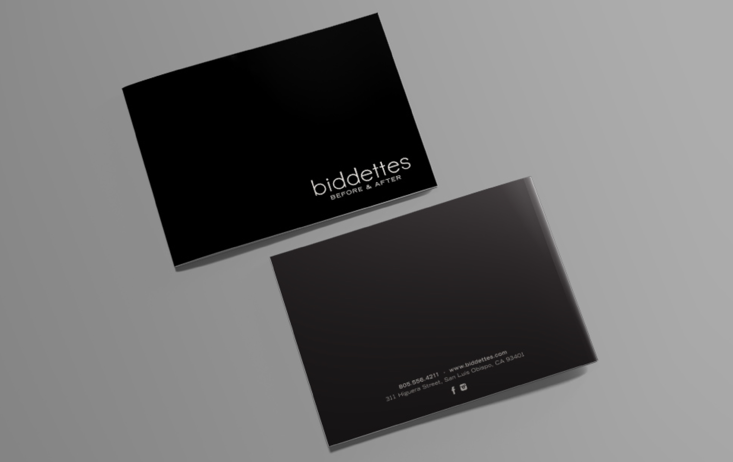 Posting-brochure-mockups-14.jpg