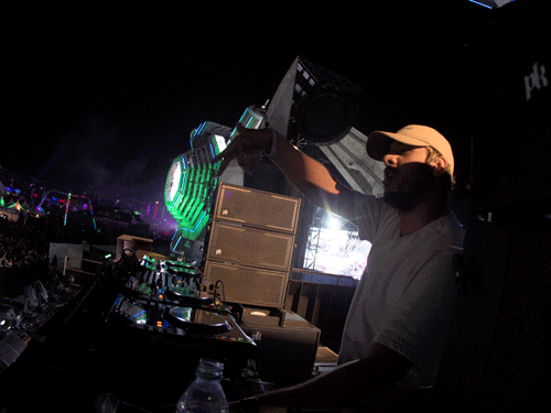 AbeDance2.gif