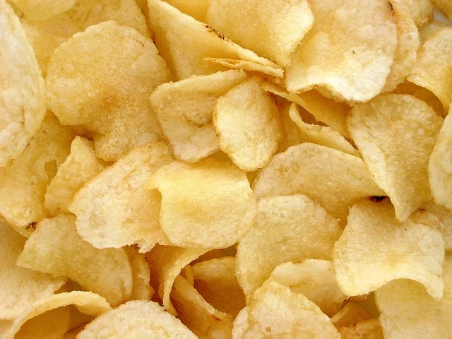 chips-potatoes-1418192_640.jpg