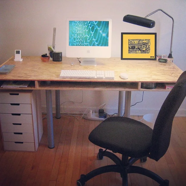 New pic for my desk #artofpr