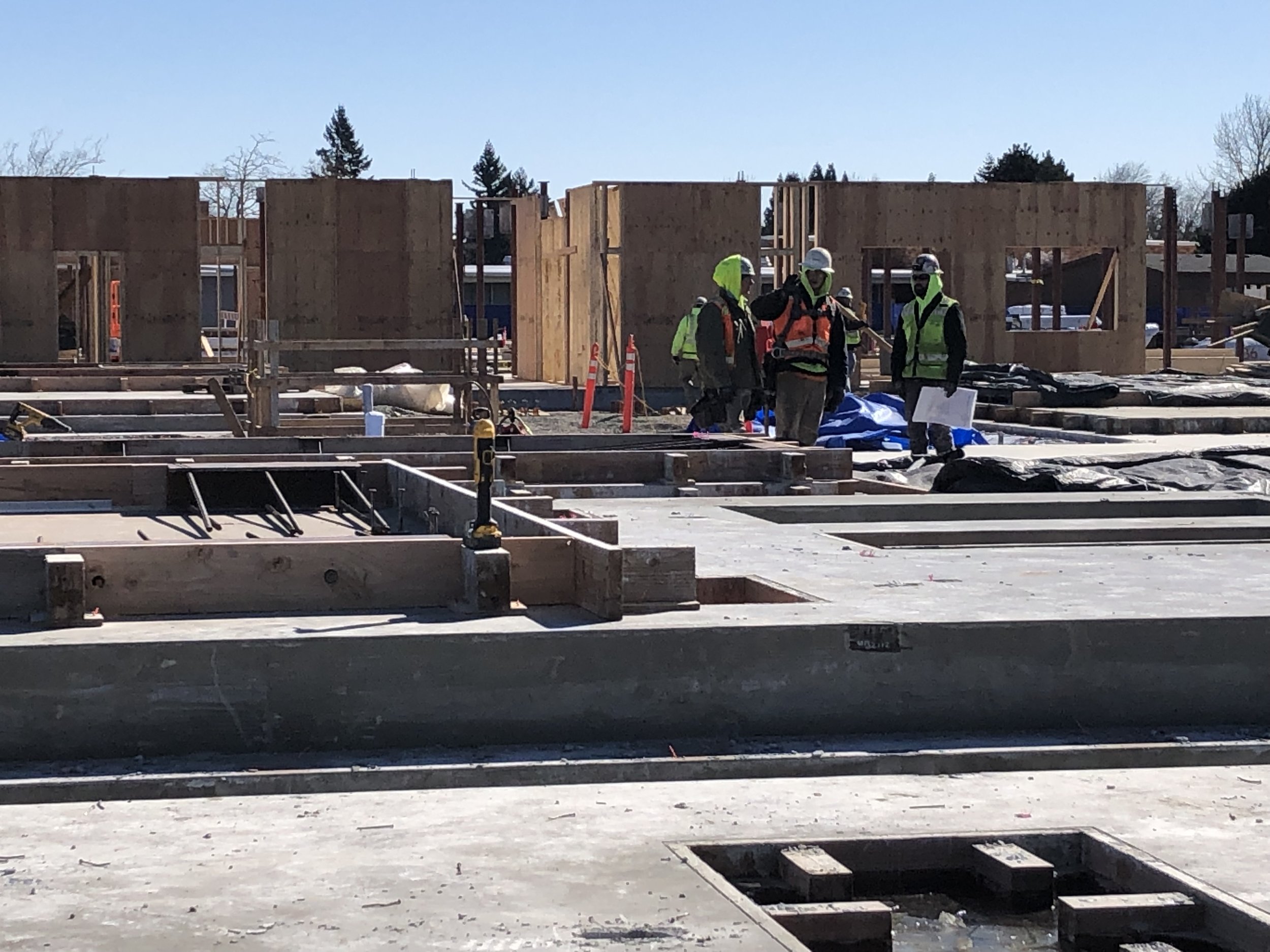 2019 WIC Wk Skanska site tour4.JPG