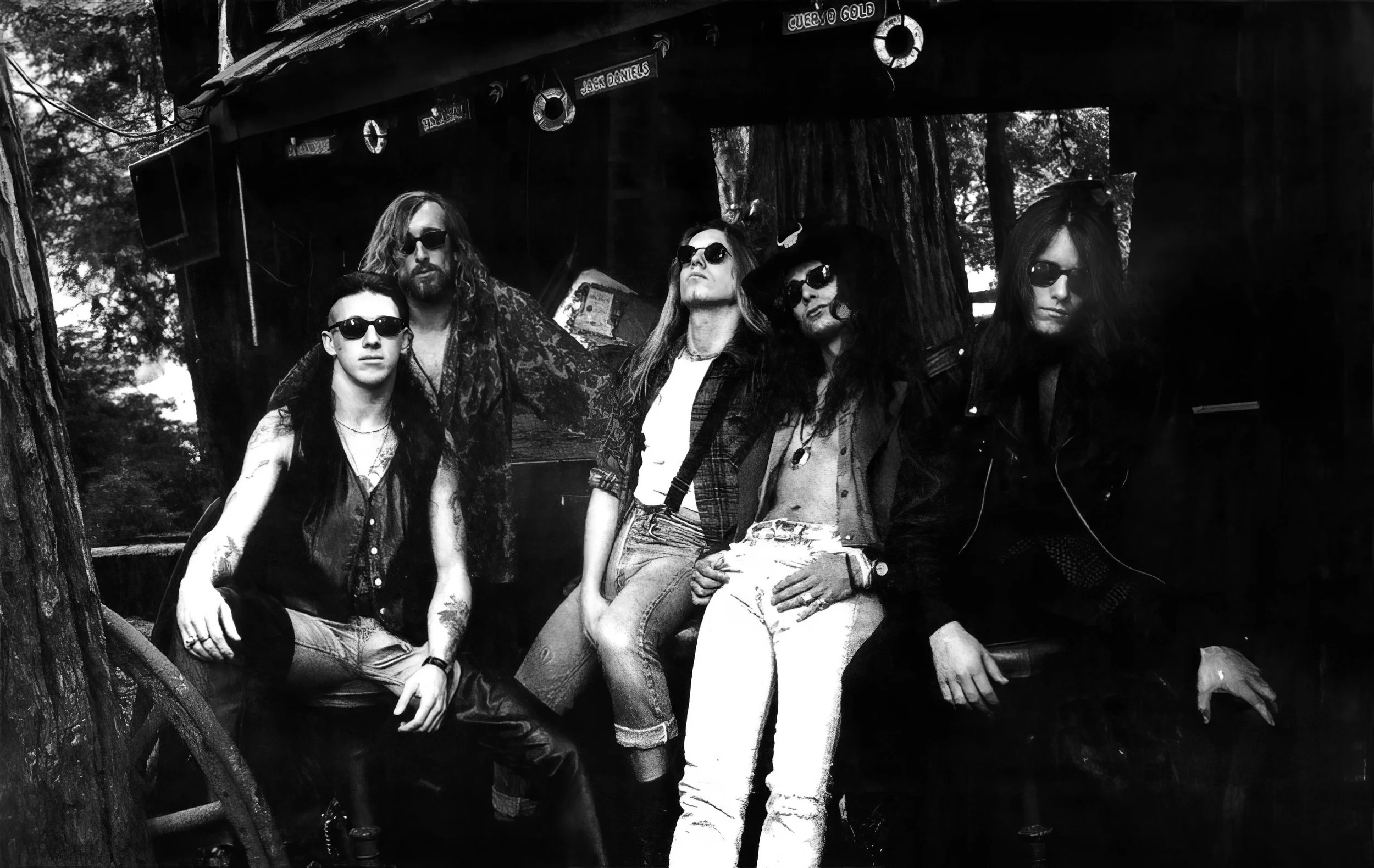 SKIN AND BONZ - Promo Shot 02-topaz-face-upscale-4x.jpg