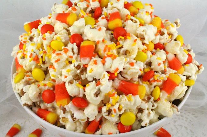 Ok now it’s kind of looking like I actually like Candy Corn. I don’t, but I do think the image of it evokes classic nostalgic halloween. Also I feel like the sweet and salty here could be so good!!!