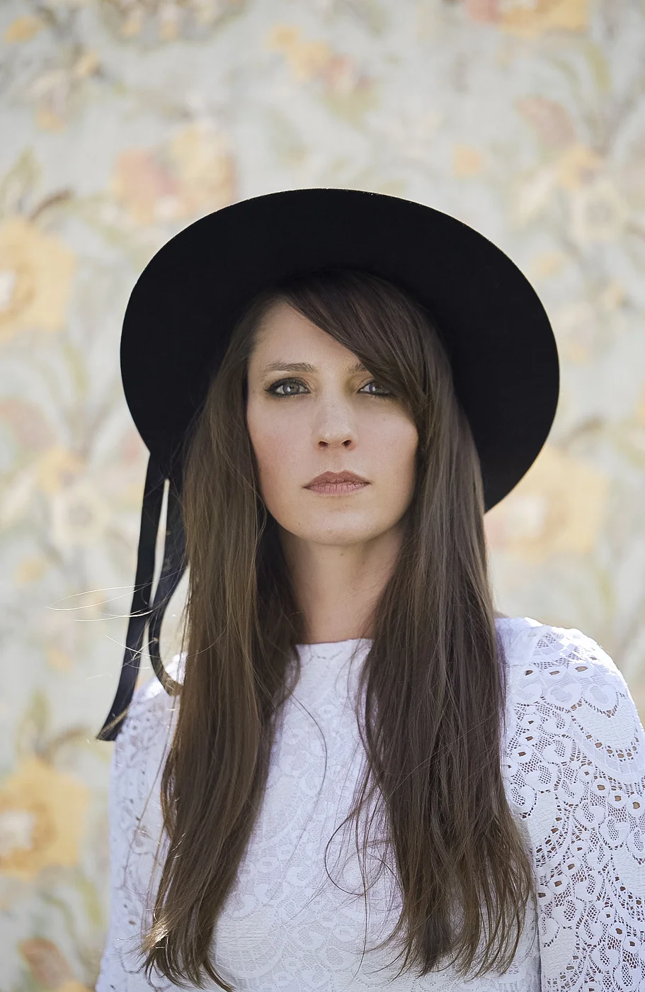 Margo Valiente new album cover & marketing material, photo by Lindsay Linton