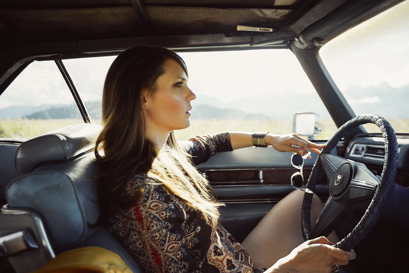 Margo Valiente new album cover & marketing material, photo by Lindsay Linton
