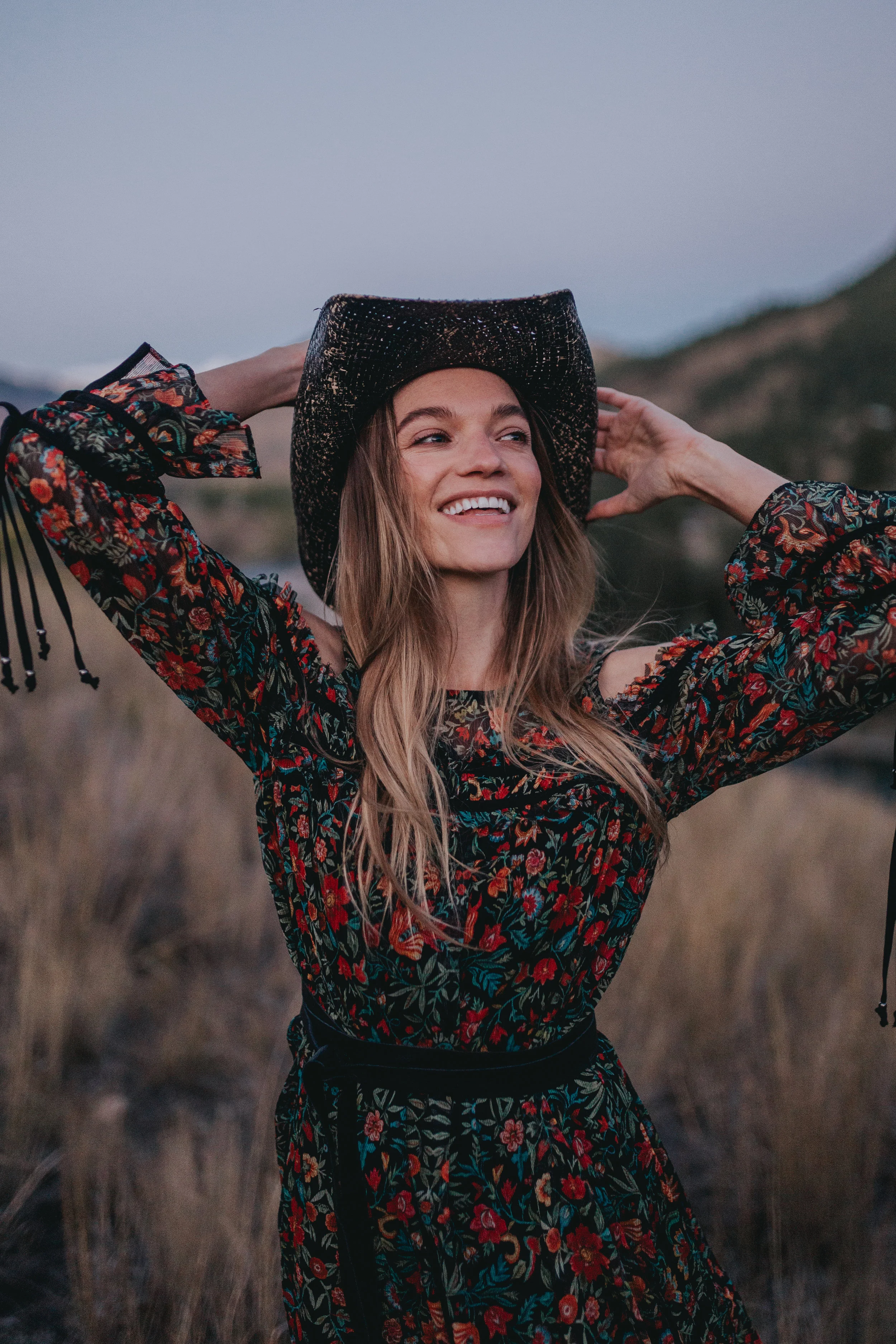 Greta_EaganTallGrass__09-27-17-15.jpg