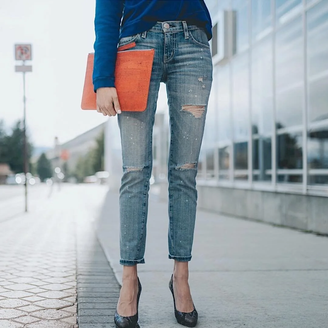 Nothing better than a great pair of jeans with heels. 😎