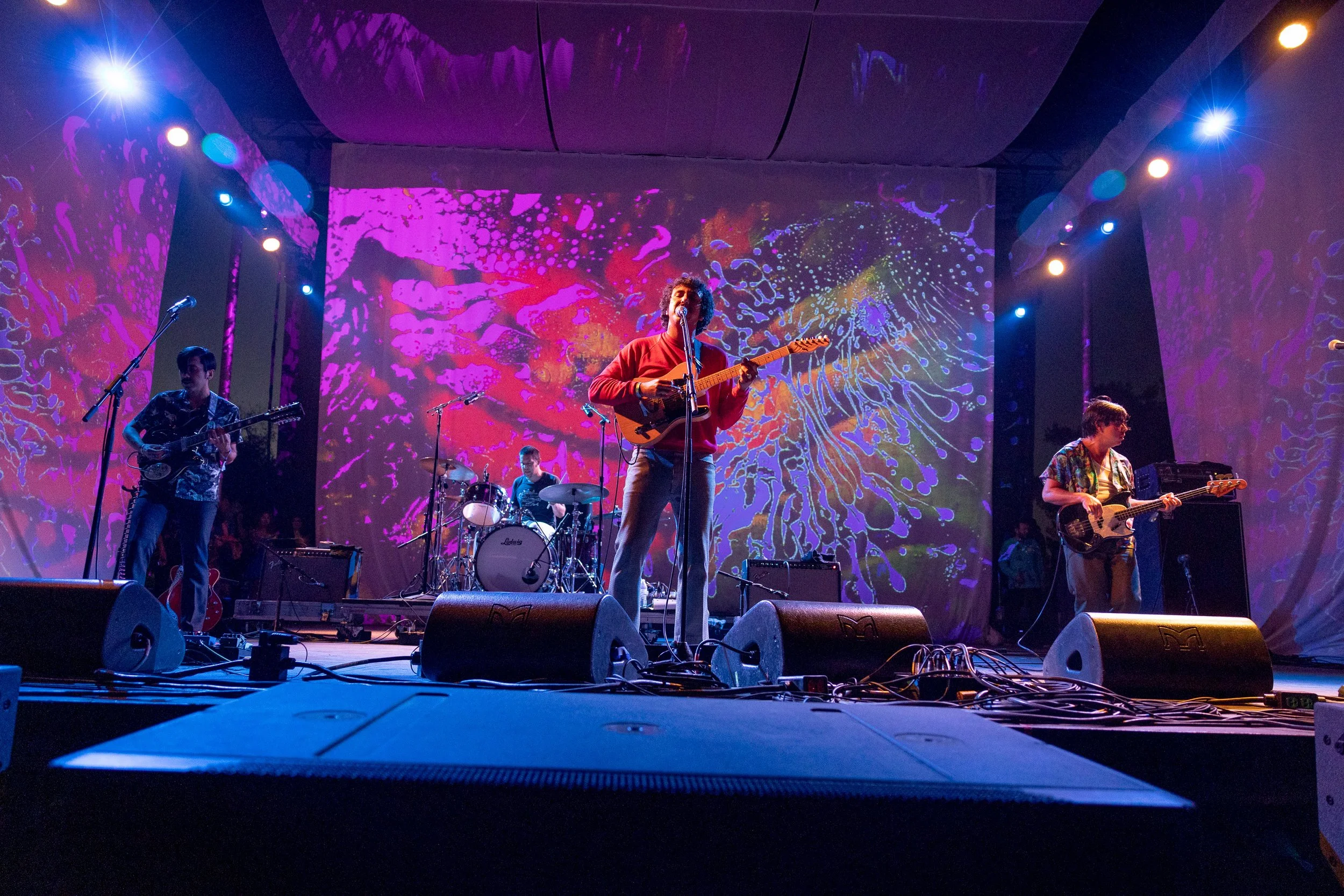 LEVITATION ROOM (Copy)