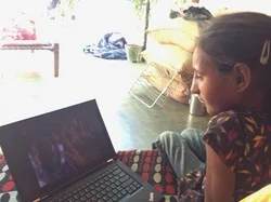  Watching Hindi movie clips on Youtube