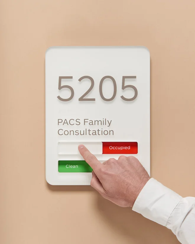 Niklaus Children's Hospital Wayfinding