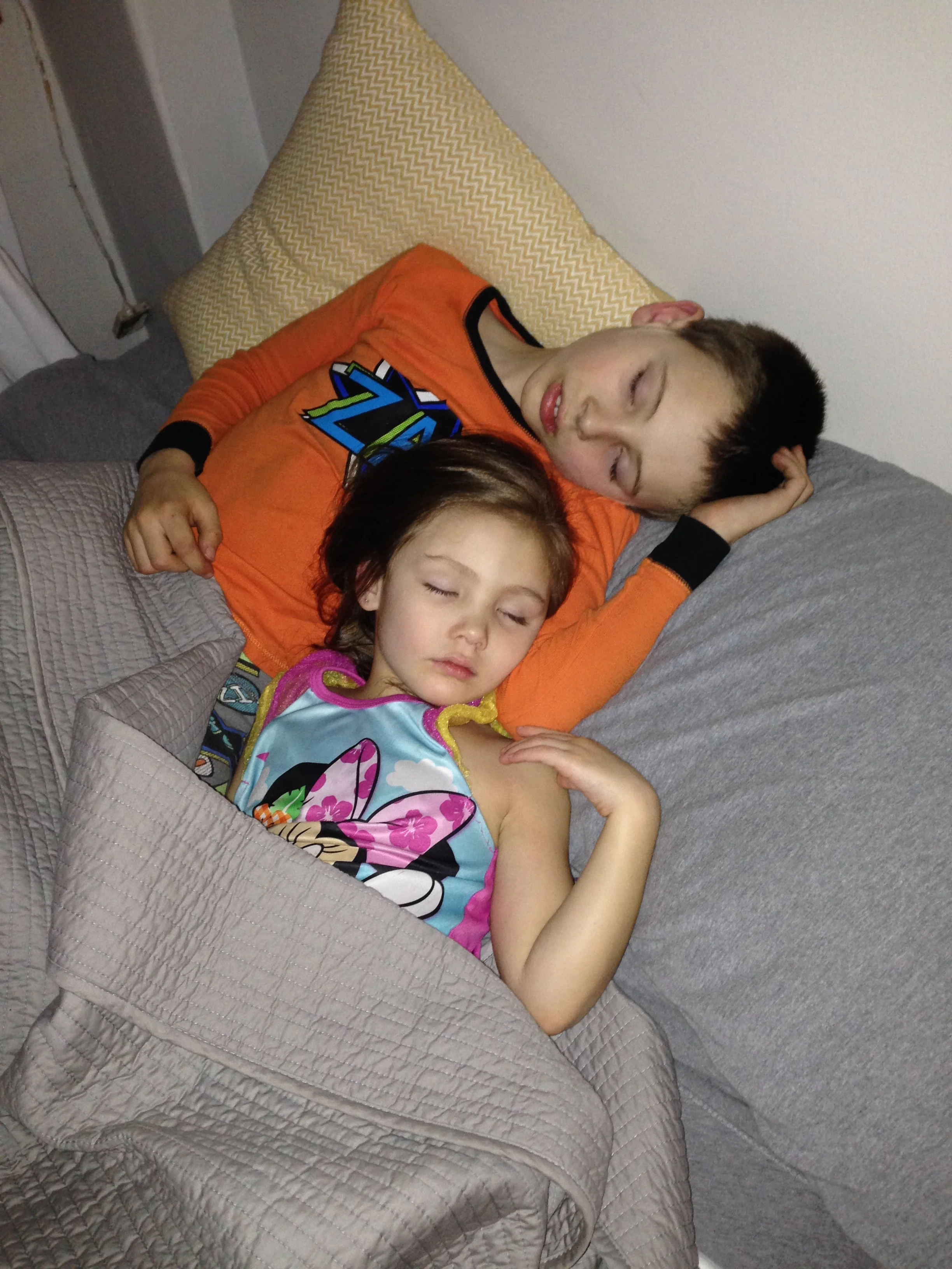 Sweet sibling love. :)