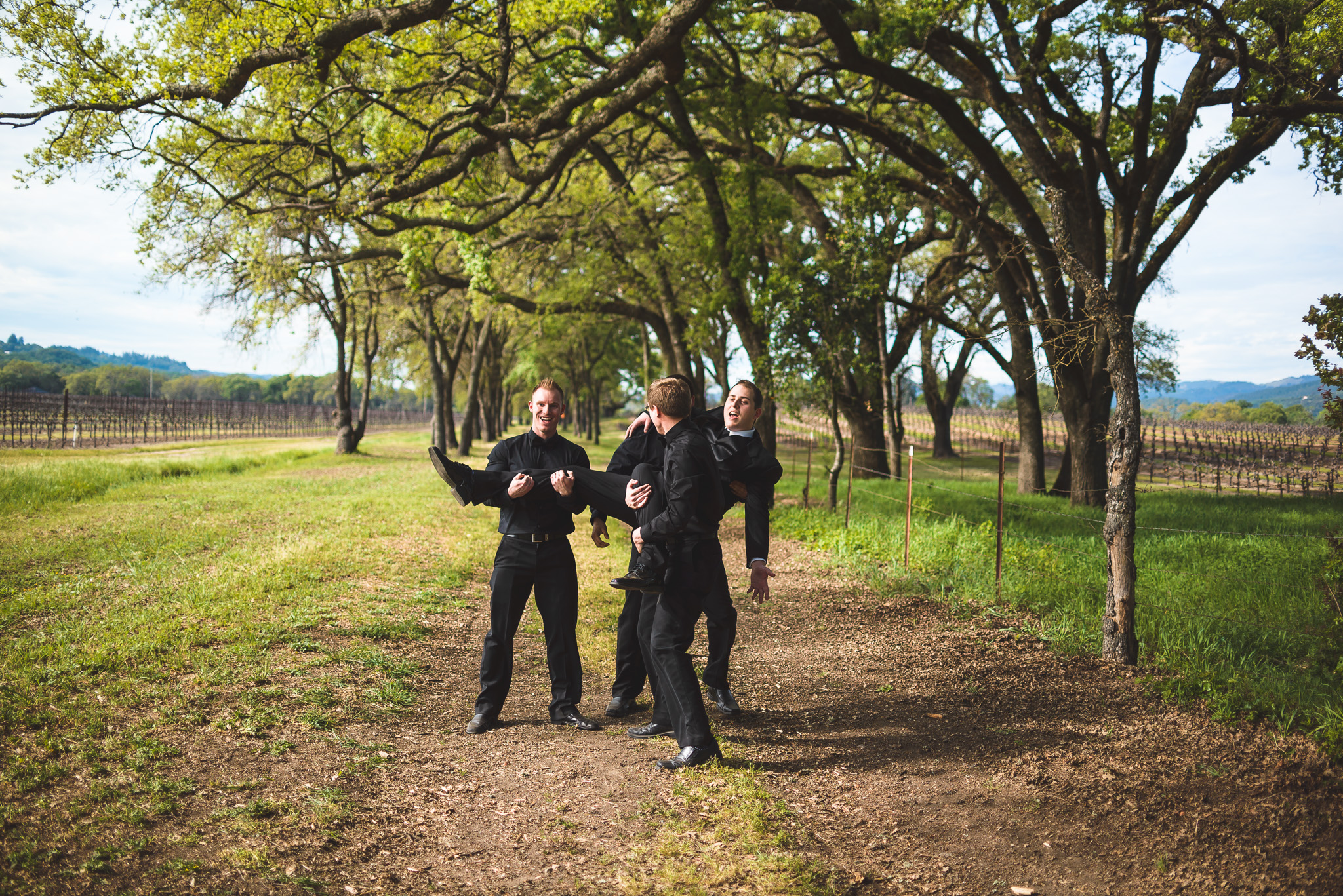 Sonoma_Backyard_Wedding-Chuck_Caroline-026.jpg