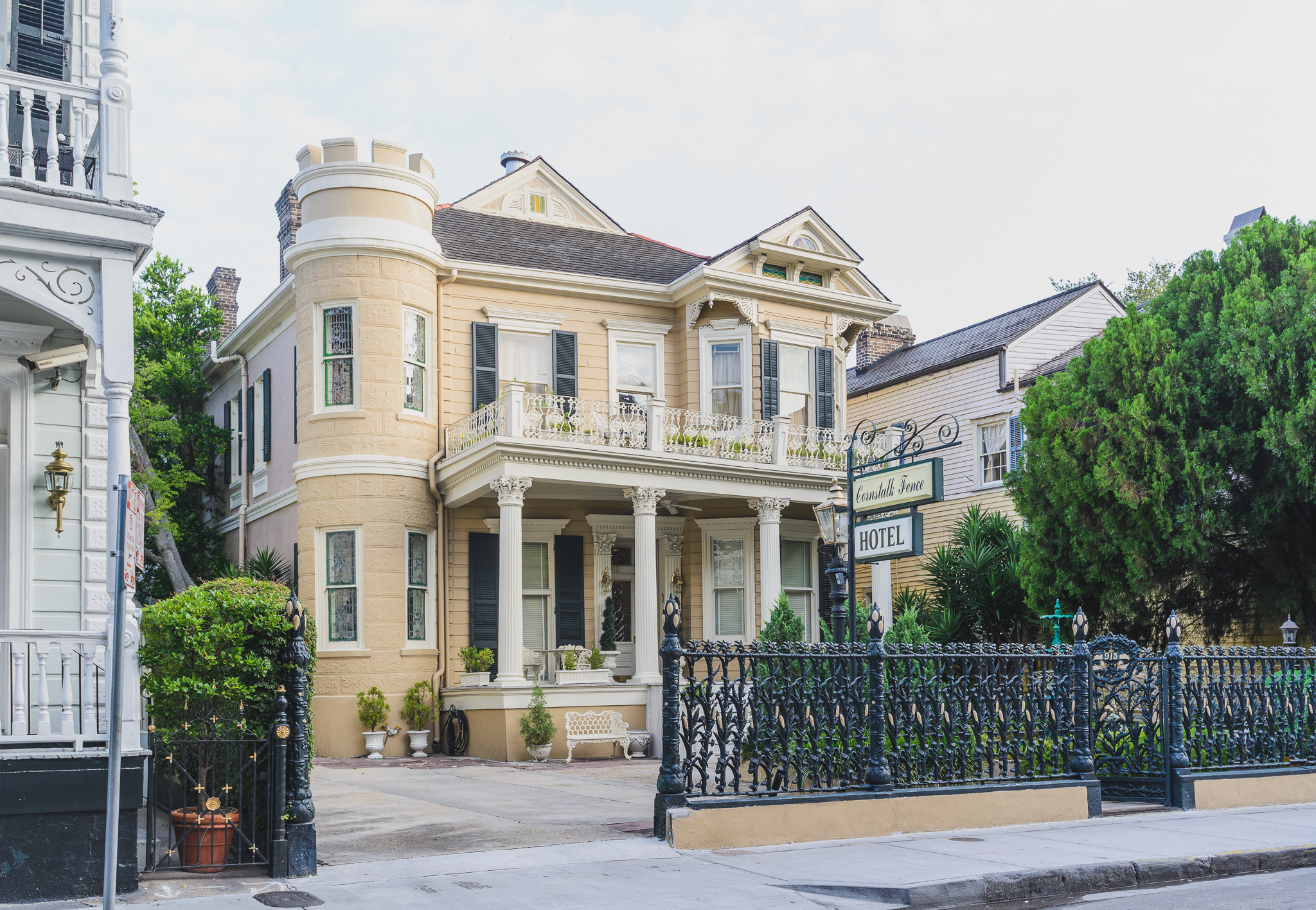 Cornstalk Fence Hotel