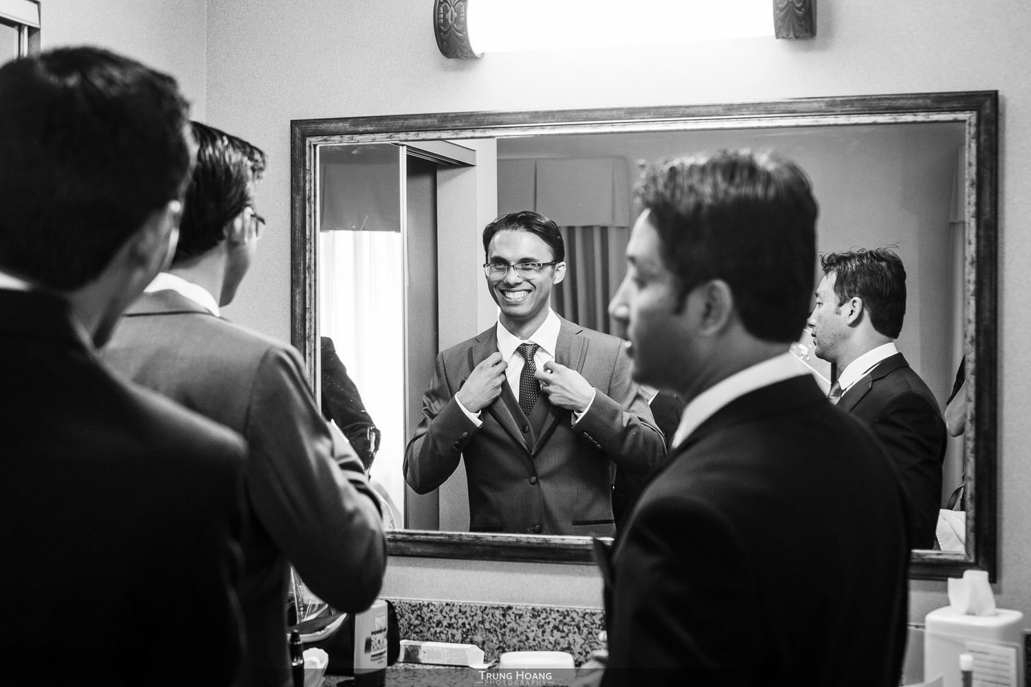 02-Groom-getting-ready.jpg