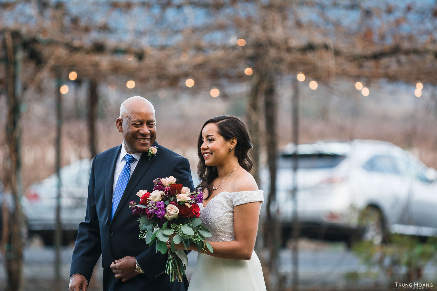 35_Father_Walking_Bride_Down_Aisle.jpg