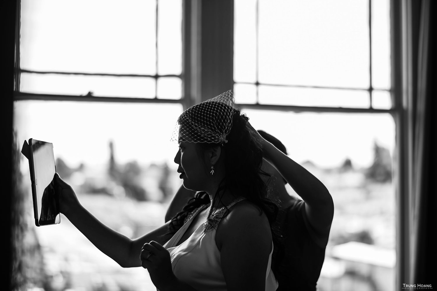 Artistic bride getting ready