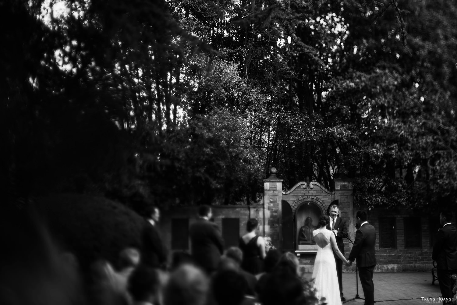 Shakespeare Garden Wedding Ceremony