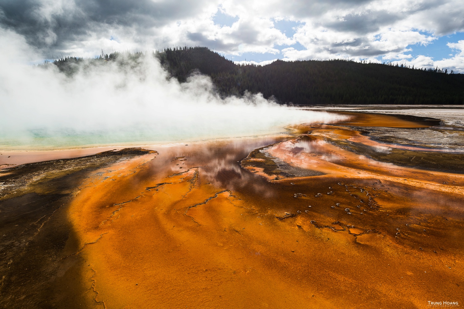 Grand Prismatic Spring of Yellowstone National Park