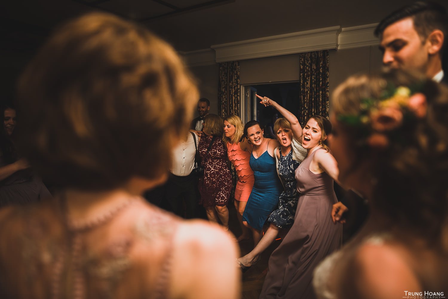 Wedding - Dancing to Come On Eileen
