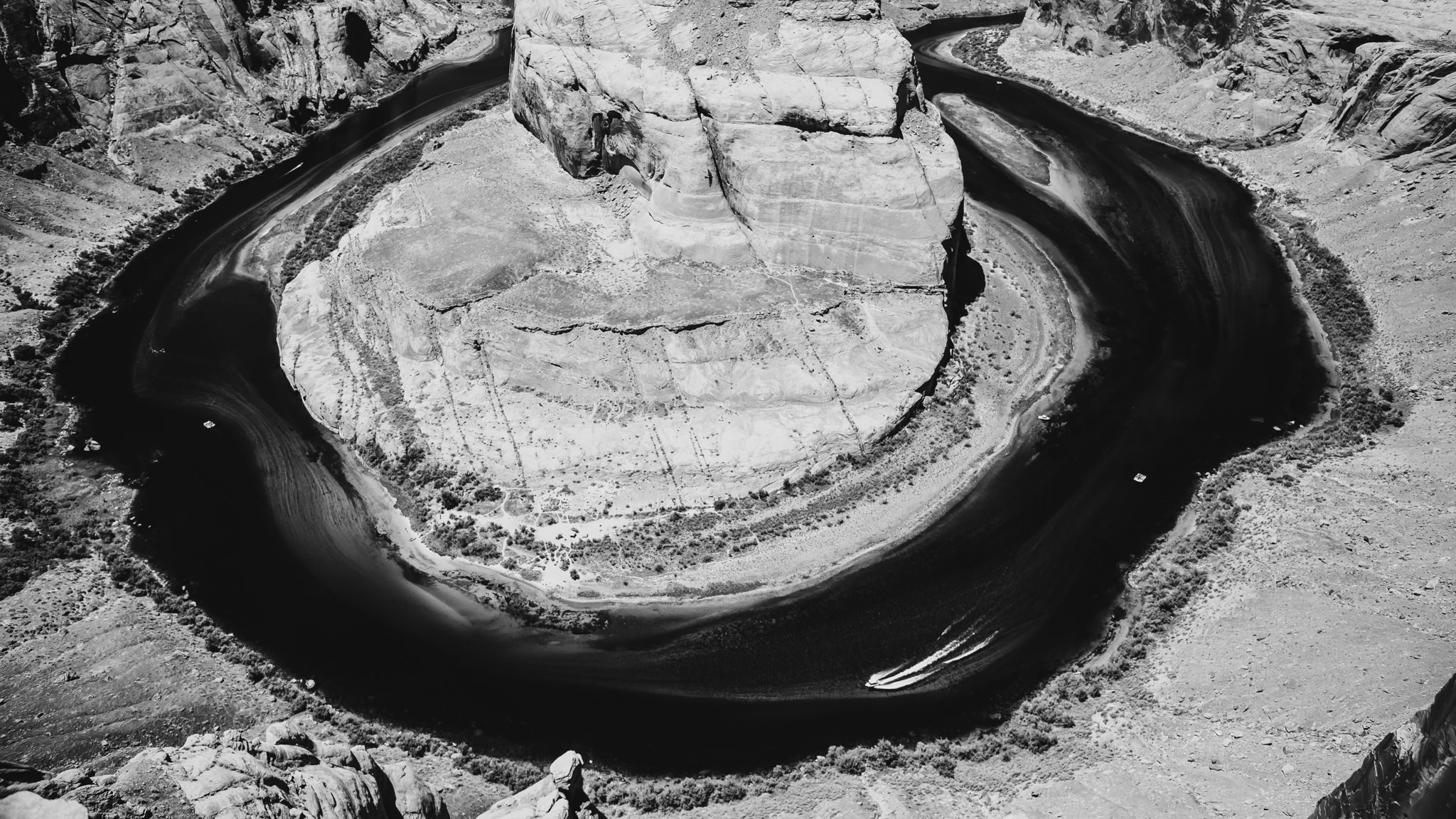 Boating around Horseshoe Bend