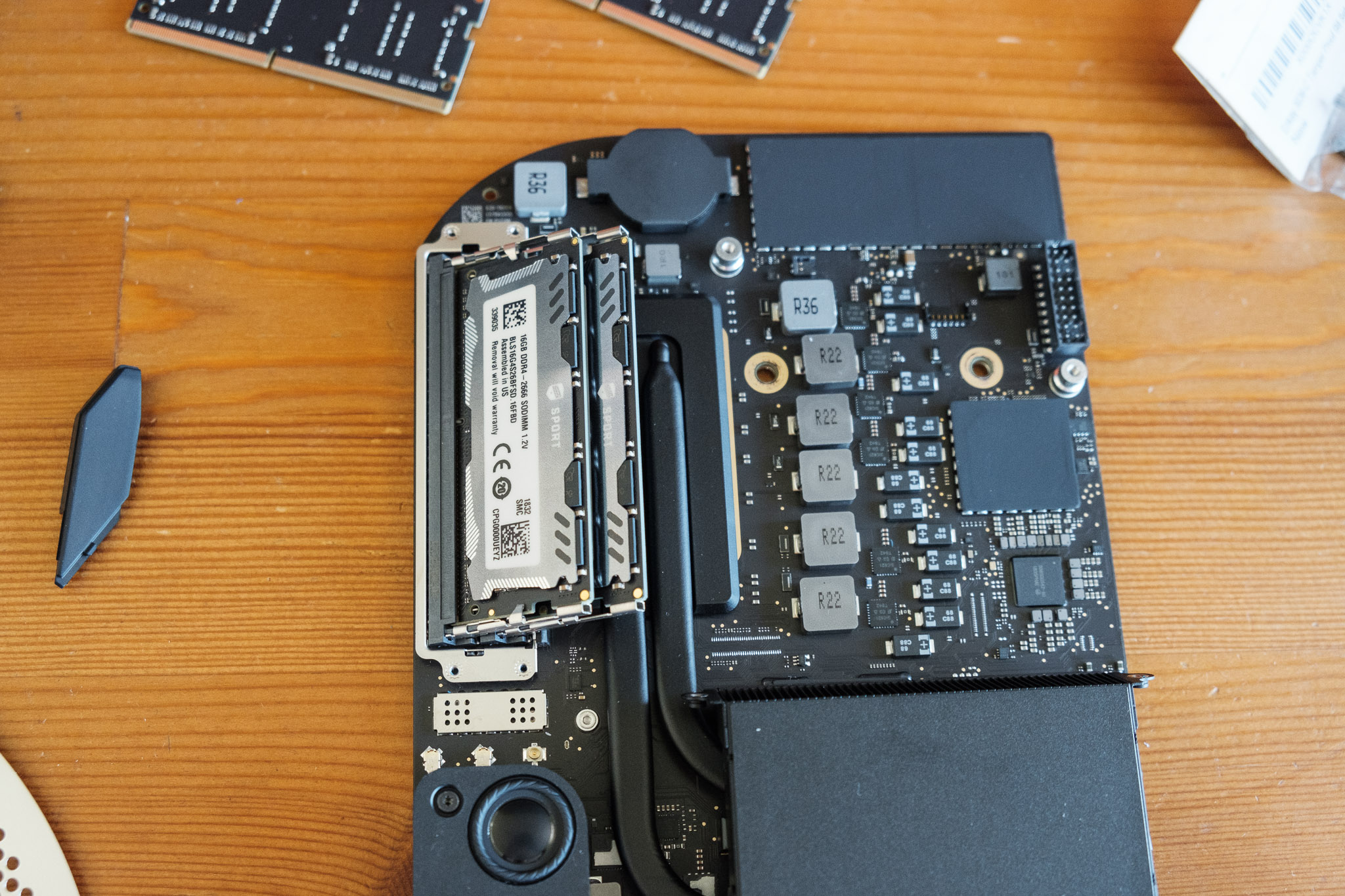 undergrundsbane mineral Ødelægge How to replace the RAM in a 2018 Mac Mini — Trung Hoang Photography