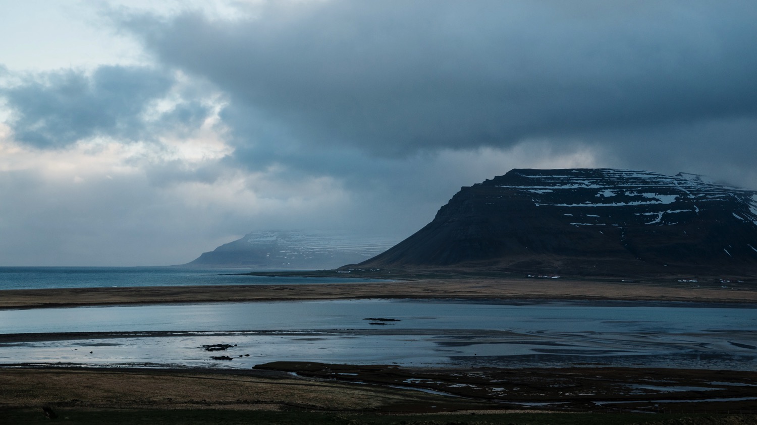 Iceland Blog Part II
Photo by Trung Hoang Photography |www.trunghoangphotography.com | San Francisco Bay Area Wedding Photographer