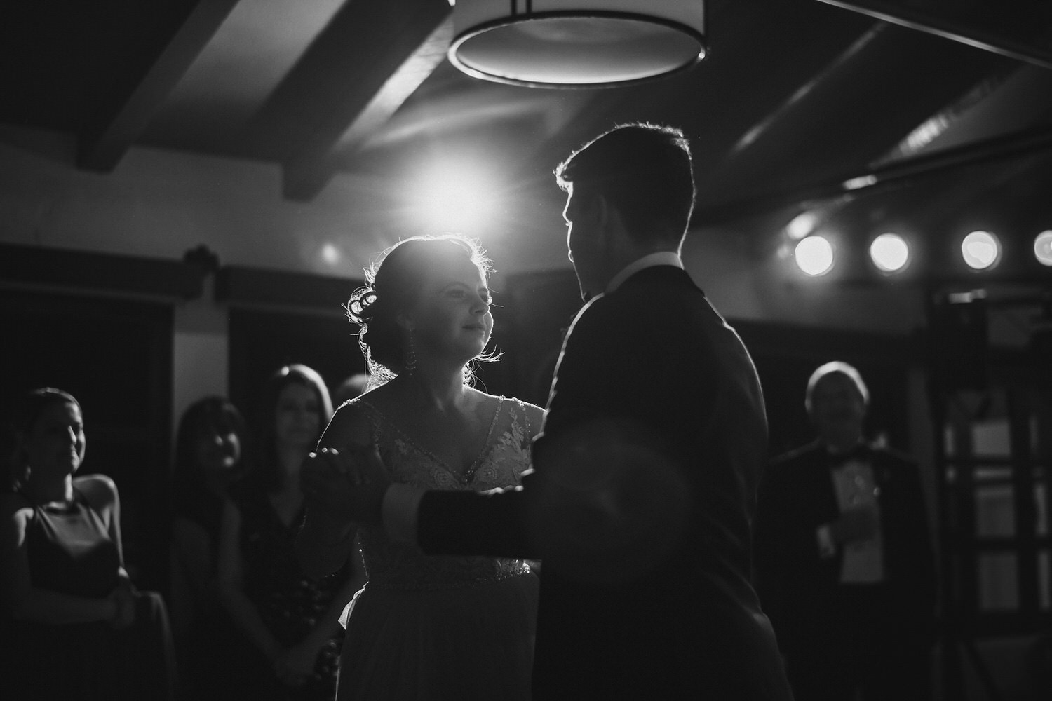  Cinematic First Dance

Allied Arts Guild Wedding // Clare + Trevor - Photo by Trung Hoang Photography | www.trunghoangphotography.com | San Francisco Bay Area Wedding Photographer 