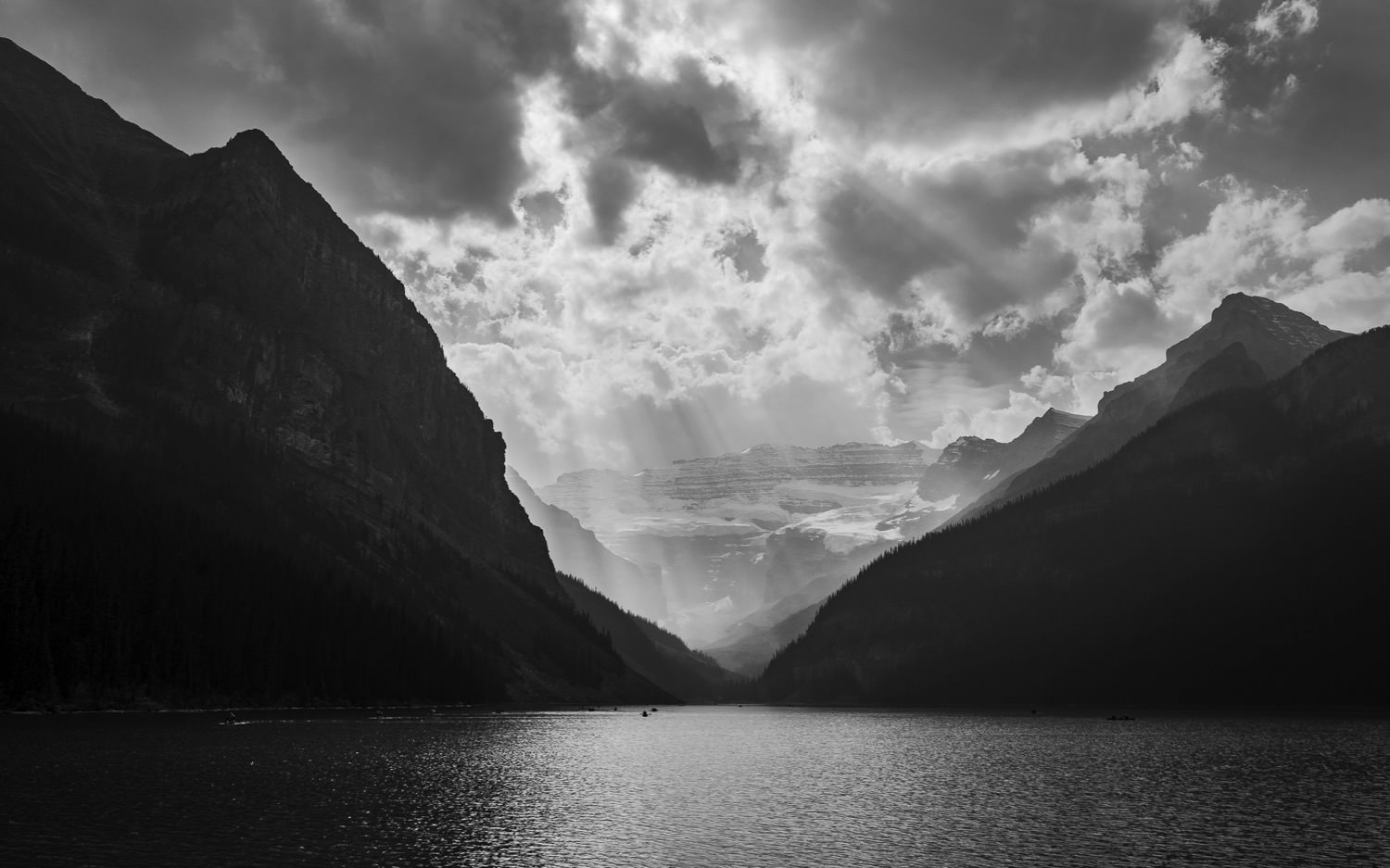 Sun rays upon Lake Louise